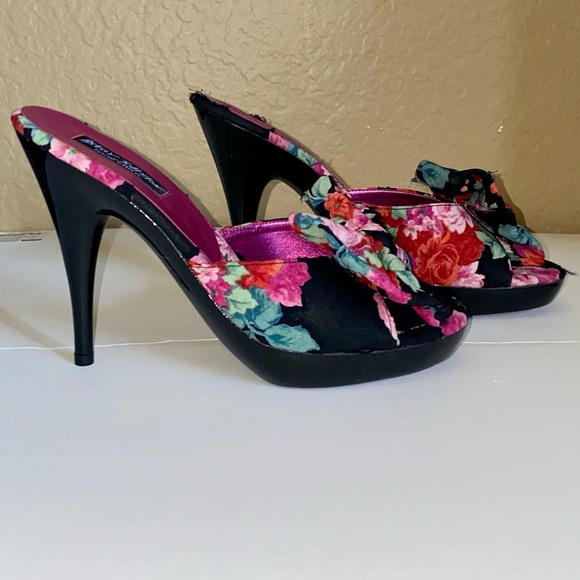 New Betsey Johnson floral mule heels - Picture 5 of 12